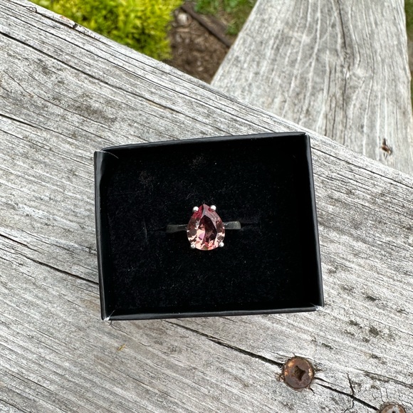 Jewelry - Sterling Silver Zultanite Ring size 8 stamped 925